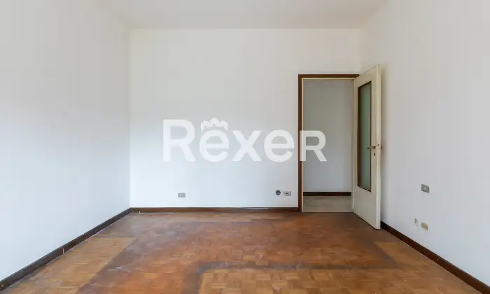 Rexer-Milano-TRILOCALE-DI-MQ-CON-BOX-INCLUSO-Altro