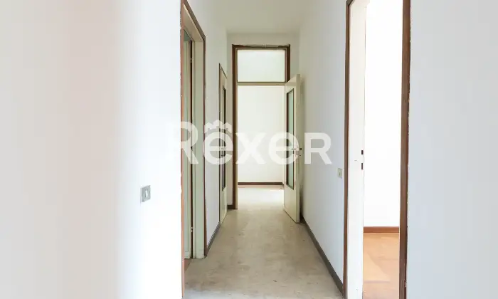 Rexer-Milano-TRILOCALE-DI-MQ-CON-BOX-INCLUSO-Altro