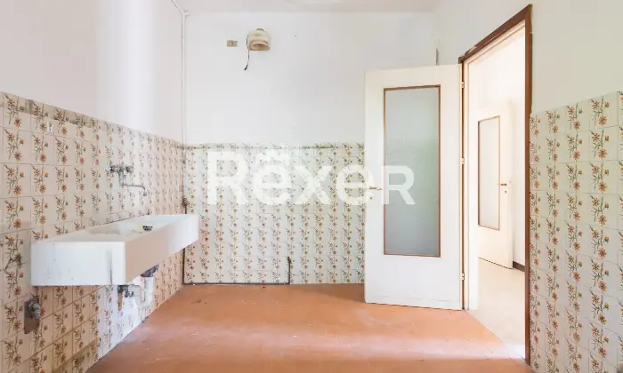 Rexer-Milano-TRILOCALE-DI-MQ-CON-BOX-INCLUSO-Altro
