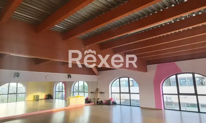Rexer-Marciano-della-Chiana-Locale-commercialedirezionale-di-ampia-metratura-a-Marciano-della-Chiana-Altro