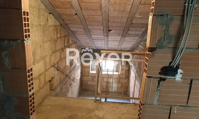 Rexer-Stigliano-Stigliano-Soluzione-immobiliare-con-garage-mansarda-e-possibilit-di-frazionamento-Altro