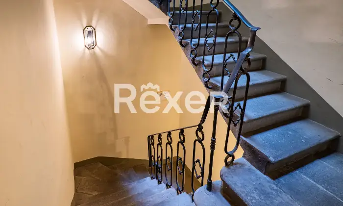 Rexer-Firenze-Santo-Spirito-NUDA-PROPRIETA-vani-oltre-giardino-e-cantina-Altro