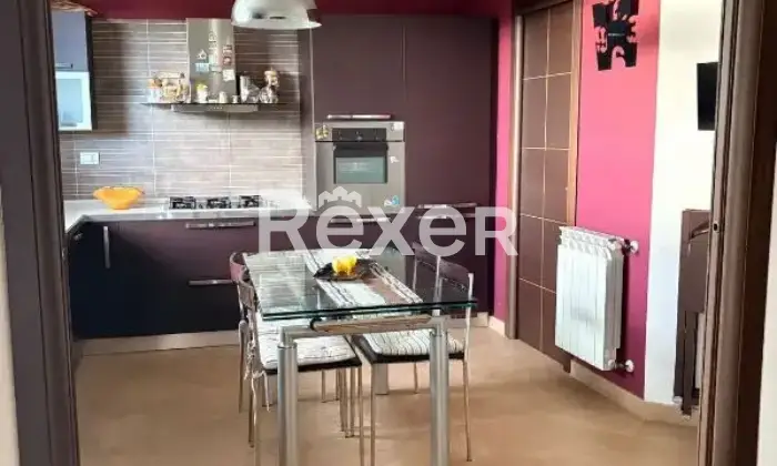 Rexer-Ossi-Bellissima-villetta-indipendente-moderna-su-livelli-con-mansarda-e-taverna-Altro