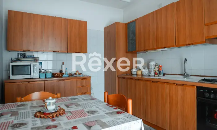 Rexer-Verona-Trilocale-al-secondo-piano-Altro