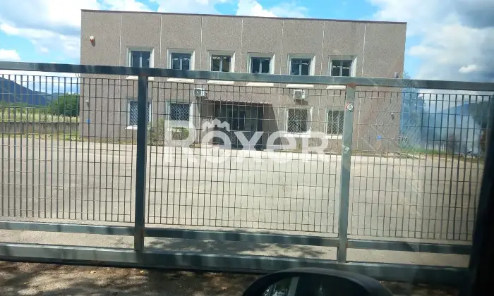 Rexer-dragoni-Propriet-industriale-con-due-capannoni-indipendenti-e-ampio-piazzale-Altro