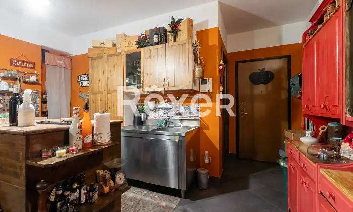 Rexer-Seregno-IN-PALAZZINA-APPARTAMENTO-DI-MQ-SU-LIVELLI-CON-BOX-Altro