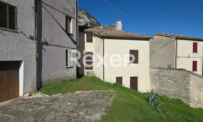 Rexer-Fabriano-Casa-indipendente-nel-borgo-storico-di-Castelletta-Vicino-alle-Grotte-di-Frasassi-Altro