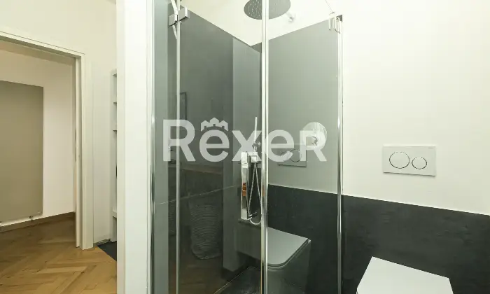 Rexer-Genova-Prestigioso-ultimo-piano-ristrutturato-con-terrazzo-nel-centro-di-Genova-Altro