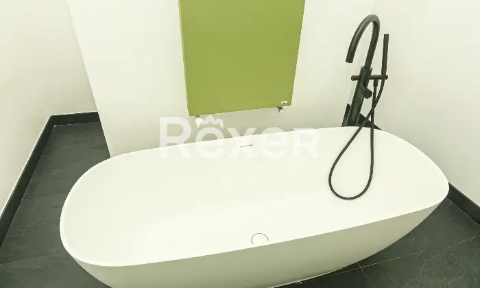 Rexer-Genova-Prestigioso-ultimo-piano-ristrutturato-con-terrazzo-nel-centro-di-Genova-Altro