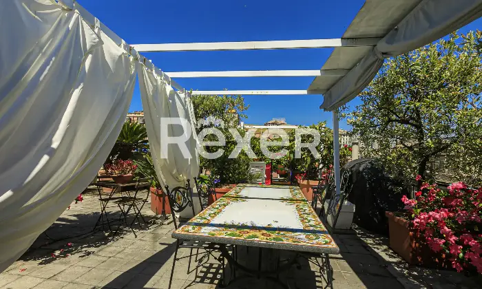 Rexer-Genova-Prestigioso-ultimo-piano-ristrutturato-con-terrazzo-nel-centro-di-Genova-Altro
