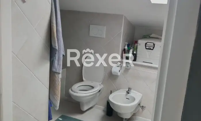 Rexer-Montello-Appartamento-mansardato-ristrutturato-con-camere-ultimo-piano-a-Montello-Altro