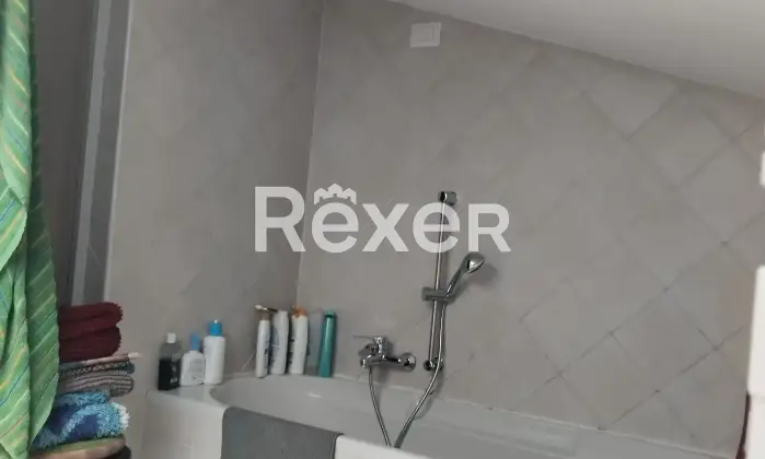 Rexer-Montello-Appartamento-mansardato-ristrutturato-con-camere-ultimo-piano-a-Montello-Altro