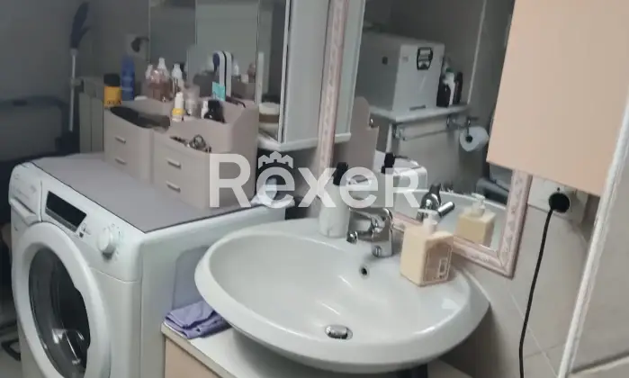 Rexer-Montello-Appartamento-mansardato-ristrutturato-con-camere-ultimo-piano-a-Montello-Altro