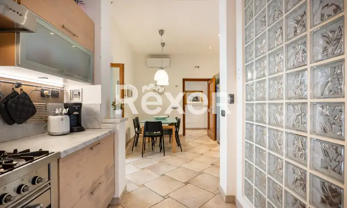 Rexer-Borgo-San-Lorenzo-Villa-indipendente-immersa-nel-verde-delle-colline-del-Mugello-Cucina