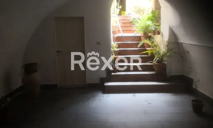 Rexer-Lentini-Casa-indipendente-di-circa-mq-con-cortile-interno-e-garage-a-Lentini-SR-Altro