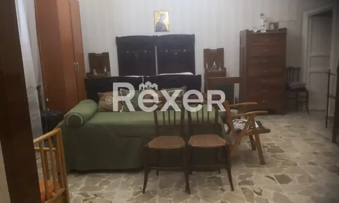 Rexer-Lentini-Casa-indipendente-di-circa-mq-con-cortile-interno-e-garage-a-Lentini-SR-Altro