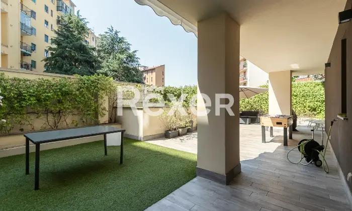 Rexer-Milano-Appartamento-con-terrazzo-di-circa-mq-Via-Privata-Piero-Martinetti-Costruzione-del-Possibilit-di-box-auto-Altro