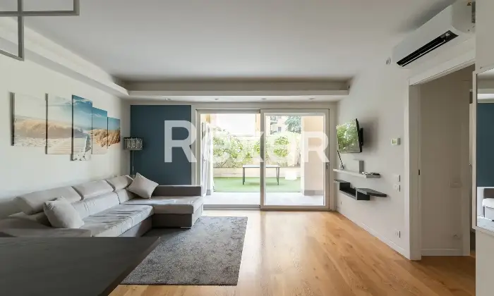 Rexer-Milano-Appartamento-con-terrazzo-di-circa-mq-Via-Privata-Piero-Martinetti-Costruzione-del-Possibilit-di-box-auto-Altro