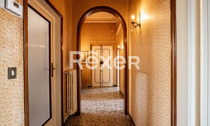Rexer-Firenze-Via-Uzzano-vani-con-balconetermoautonomo-Altro