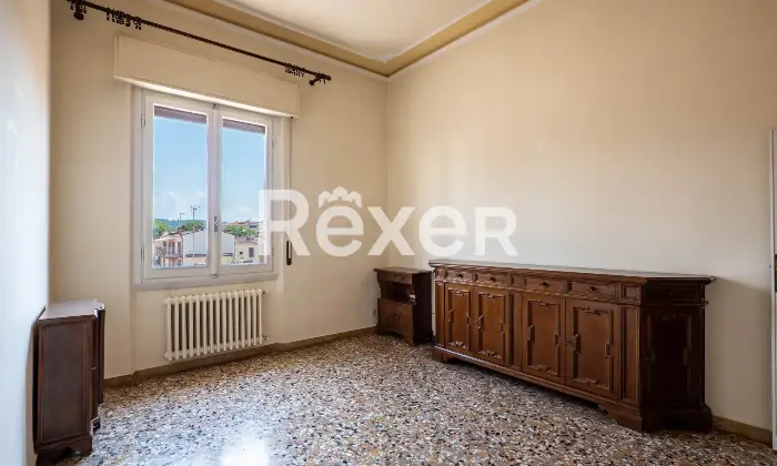 Rexer-Firenze-Via-Uzzano-vani-con-balconetermoautonomo-Altro