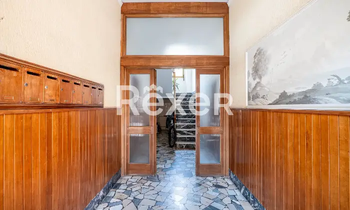 Rexer-Firenze-Via-Uzzano-vani-con-balconetermoautonomo-Altro