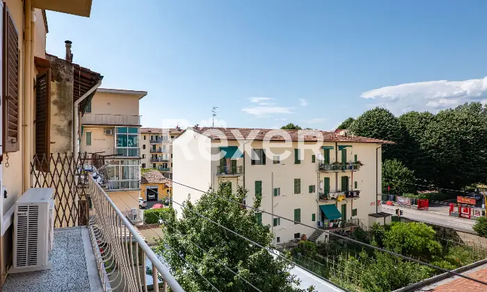 Rexer-Firenze-Via-Uzzano-vani-con-balconetermoautonomo-Altro