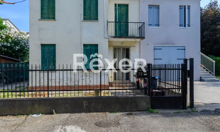 Rexer-Padova-Casa-accostata-con-giardino-in-quartiere-San-Giuseppe-Altro