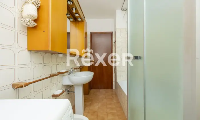 Rexer-Monza-Tre-locale-con-DUE-box-Altro