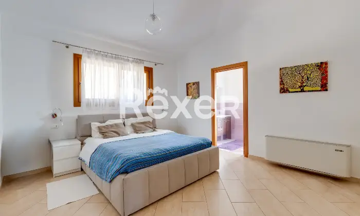 Rexer-Narbolia-Splendida-villa-immersa-nel-verde-alle-porte-di-Narbolia-Altro