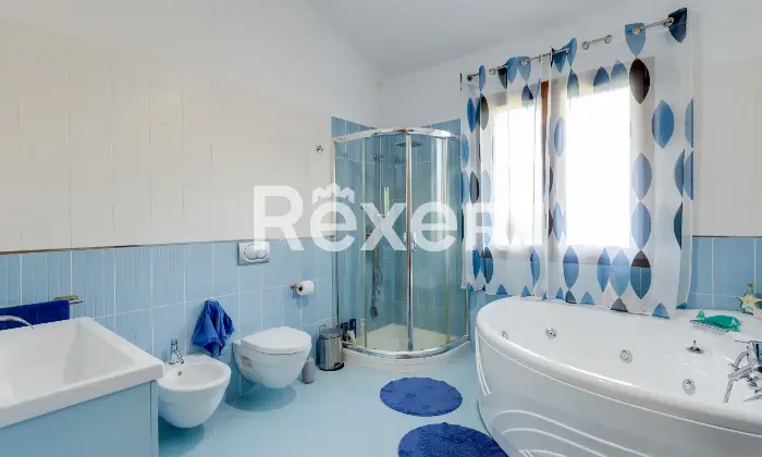 Rexer-Narbolia-Splendida-villa-immersa-nel-verde-alle-porte-di-Narbolia-Altro
