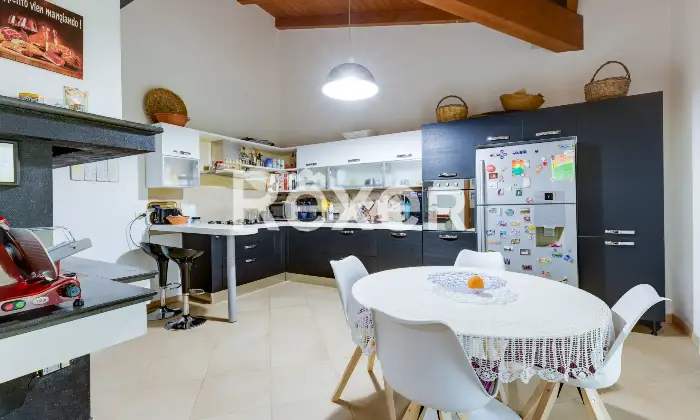 Rexer-Narbolia-Splendida-villa-immersa-nel-verde-alle-porte-di-Narbolia-Altro
