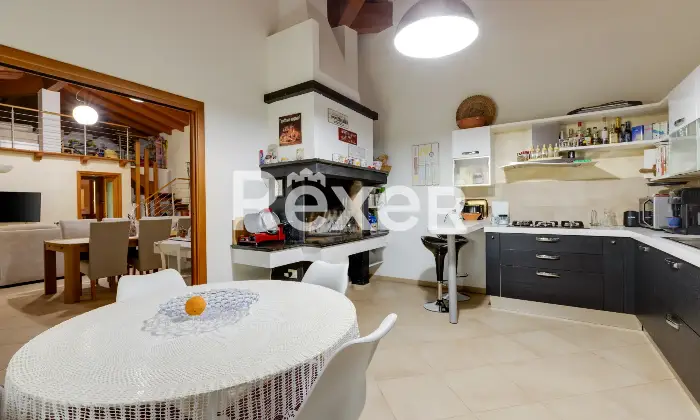 Rexer-Narbolia-Splendida-villa-immersa-nel-verde-alle-porte-di-Narbolia-Altro