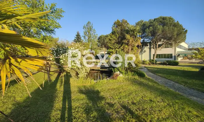 Rexer-Cergnago-Vendesi-complesso-artigianale-e-commerciale-con-ampio-lotto-mq-di-propriet-Altro