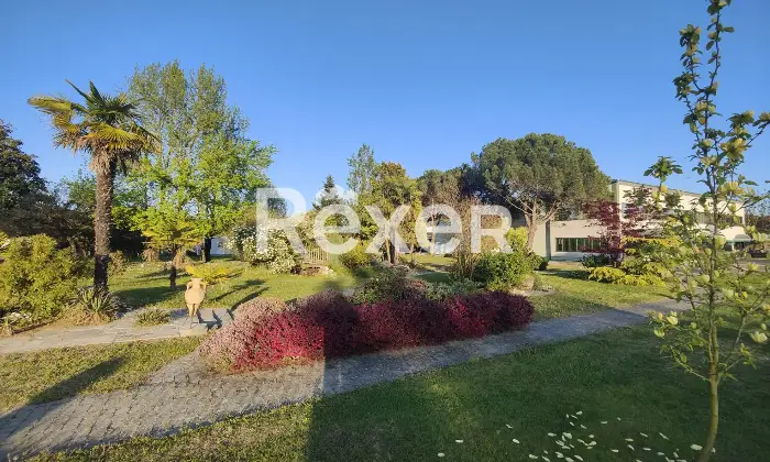 Rexer-Cergnago-Vendesi-complesso-artigianale-e-commerciale-con-ampio-lotto-mq-di-propriet-Altro