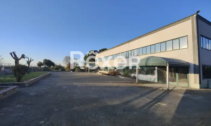 Rexer-Cergnago-Vendesi-complesso-artigianale-e-commerciale-con-ampio-lotto-mq-di-propriet-Altro