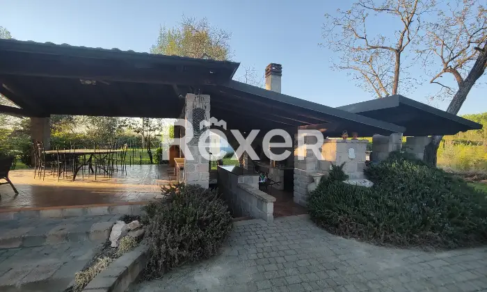 Rexer-Cergnago-Vendesi-complesso-artigianale-e-commerciale-con-ampio-lotto-mq-di-propriet-Altro