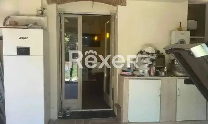 Rexer-Vinci-Villetta-libera-su-tre-lati-con-giardino-veranda-e-fotovoltaico-Classe-A-Altro