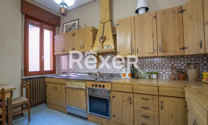 Rexer-Forlimpopoli-Appartamento-al-primo-piano-con-garage-ripostigli-e-sottotetto-Altro