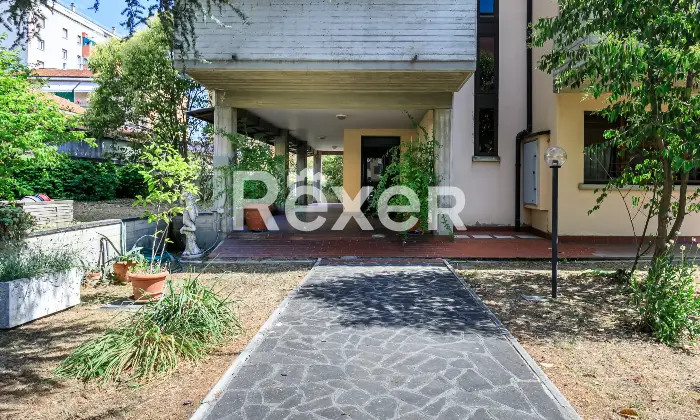 Rexer-Bologna-Zona-Mazzini-appartamento-mq-con-cantina-e-garage-Altro