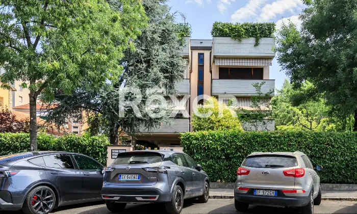 Rexer-Bologna-Zona-Mazzini-appartamento-mq-con-cantina-e-garage-Altro