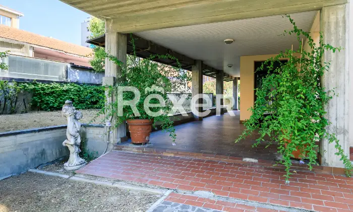 Rexer-Bologna-Zona-Mazzini-appartamento-mq-con-cantina-e-garage-Altro