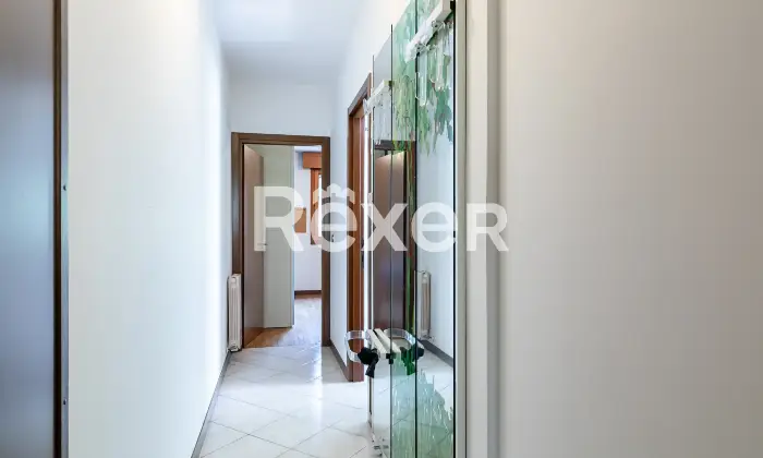 Rexer-Bologna-Zona-Mazzini-appartamento-mq-con-cantina-e-garage-Altro