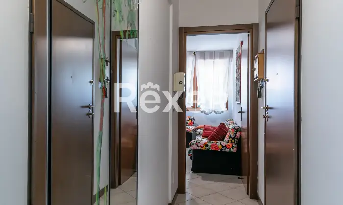 Rexer-Bologna-Zona-Mazzini-appartamento-mq-con-cantina-e-garage-Altro
