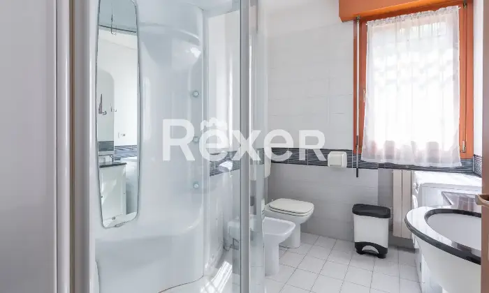 Rexer-Bologna-Zona-Mazzini-appartamento-mq-con-cantina-e-garage-Altro