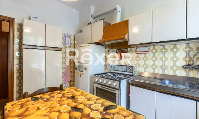 Rexer-Bologna-Borgo-Panigale-appartamento-mq-con-balcone-e-cantina-Altro