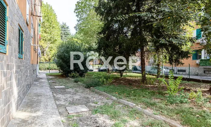 Rexer-Bologna-Borgo-Panigale-appartamento-mq-con-balcone-e-cantina-Altro