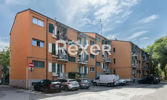 Rexer-Bologna-Borgo-Panigale-appartamento-mq-con-balcone-e-cantina-Altro