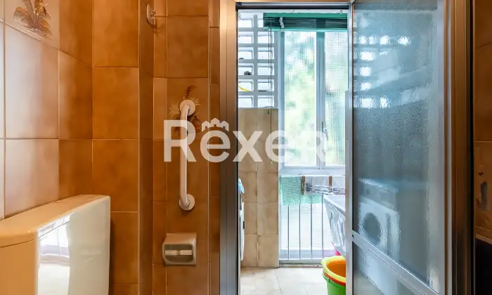 Rexer-Bologna-Borgo-Panigale-appartamento-mq-con-balcone-e-cantina-Altro
