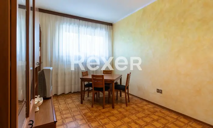 Rexer-Bologna-Borgo-Panigale-appartamento-mq-con-balcone-e-cantina-Altro