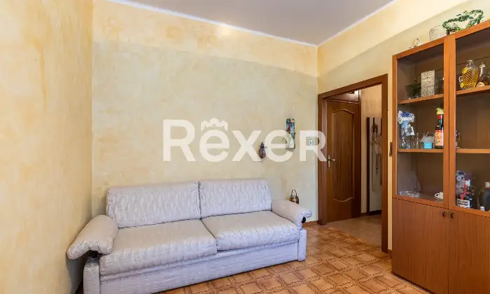 Rexer-Bologna-Borgo-Panigale-appartamento-mq-con-balcone-e-cantina-Altro